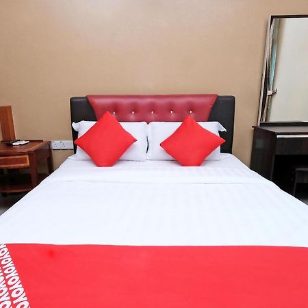 Super Oyo 707 Ayuni Hotel Bangi Ngoại thất bức ảnh