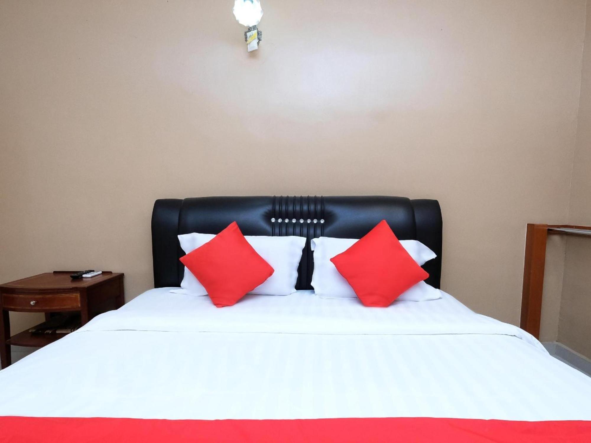 Super Oyo 707 Ayuni Hotel Bangi Ngoại thất bức ảnh