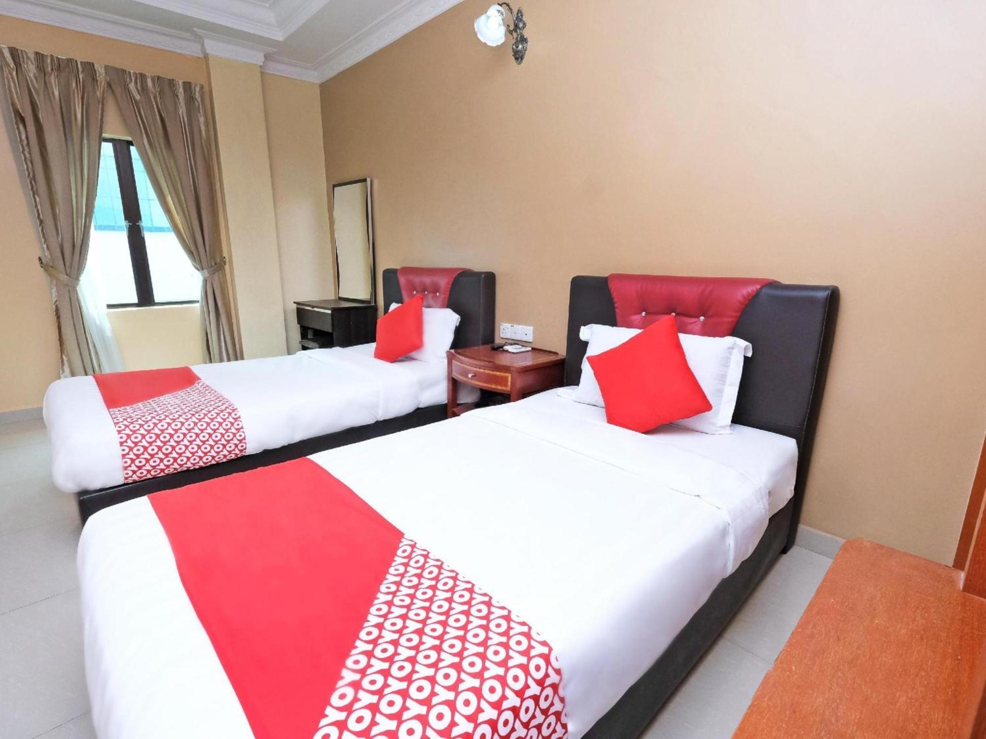 Super Oyo 707 Ayuni Hotel Bangi Ngoại thất bức ảnh